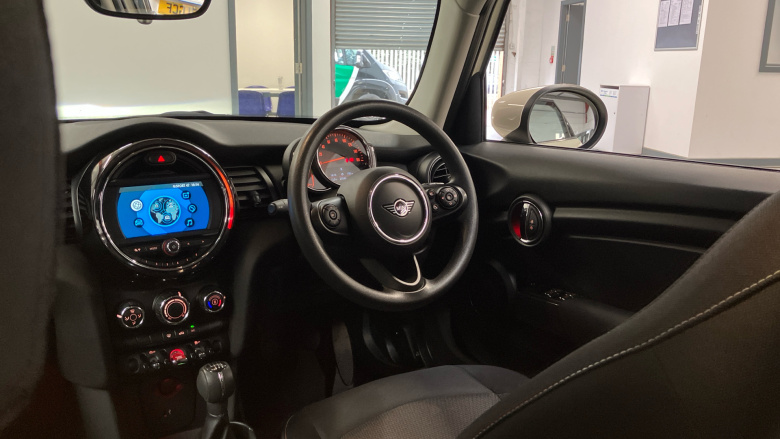 MINI Hatchback 1.5 One Classic II 5dr Petrol Hatchback